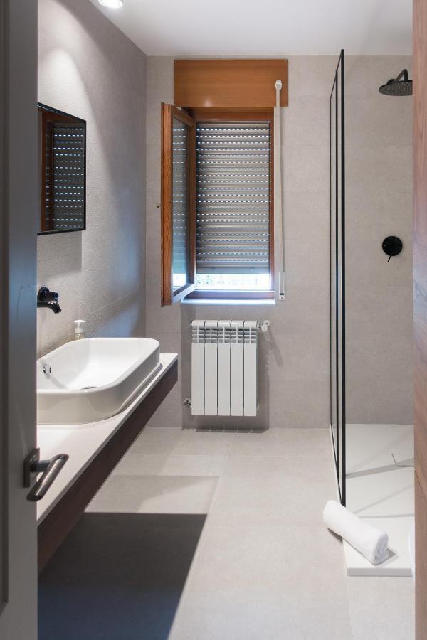 Apartamentos Barcella Tapia Тапия-де-Касарьего Экстерьер фото